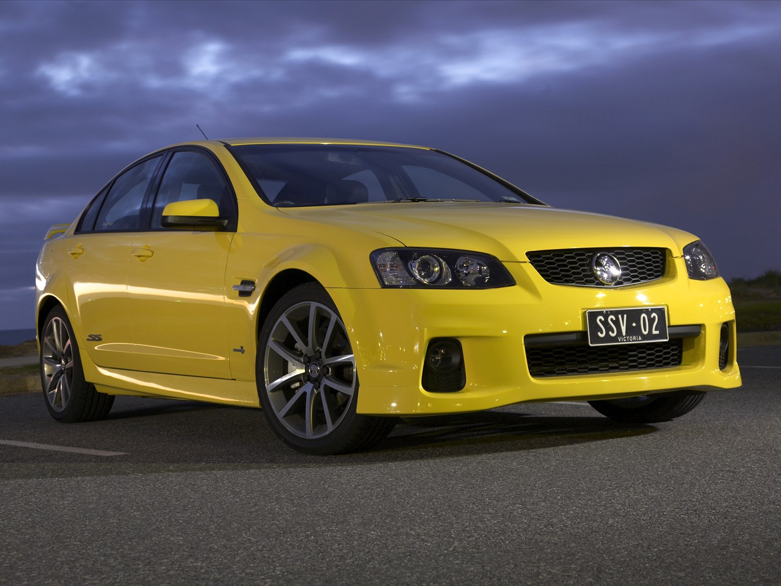 Holden VF Commodore SS V