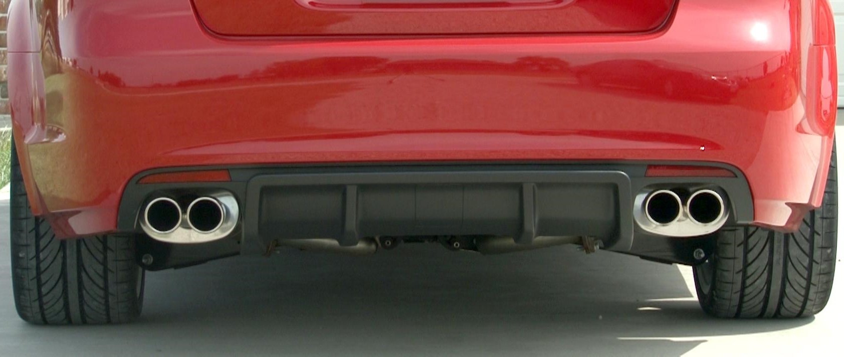 MagnaFlow Axle-Back Mufflers